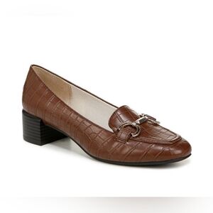 NEW LifeStride Bliss Croc-Embossed Brown Loafers